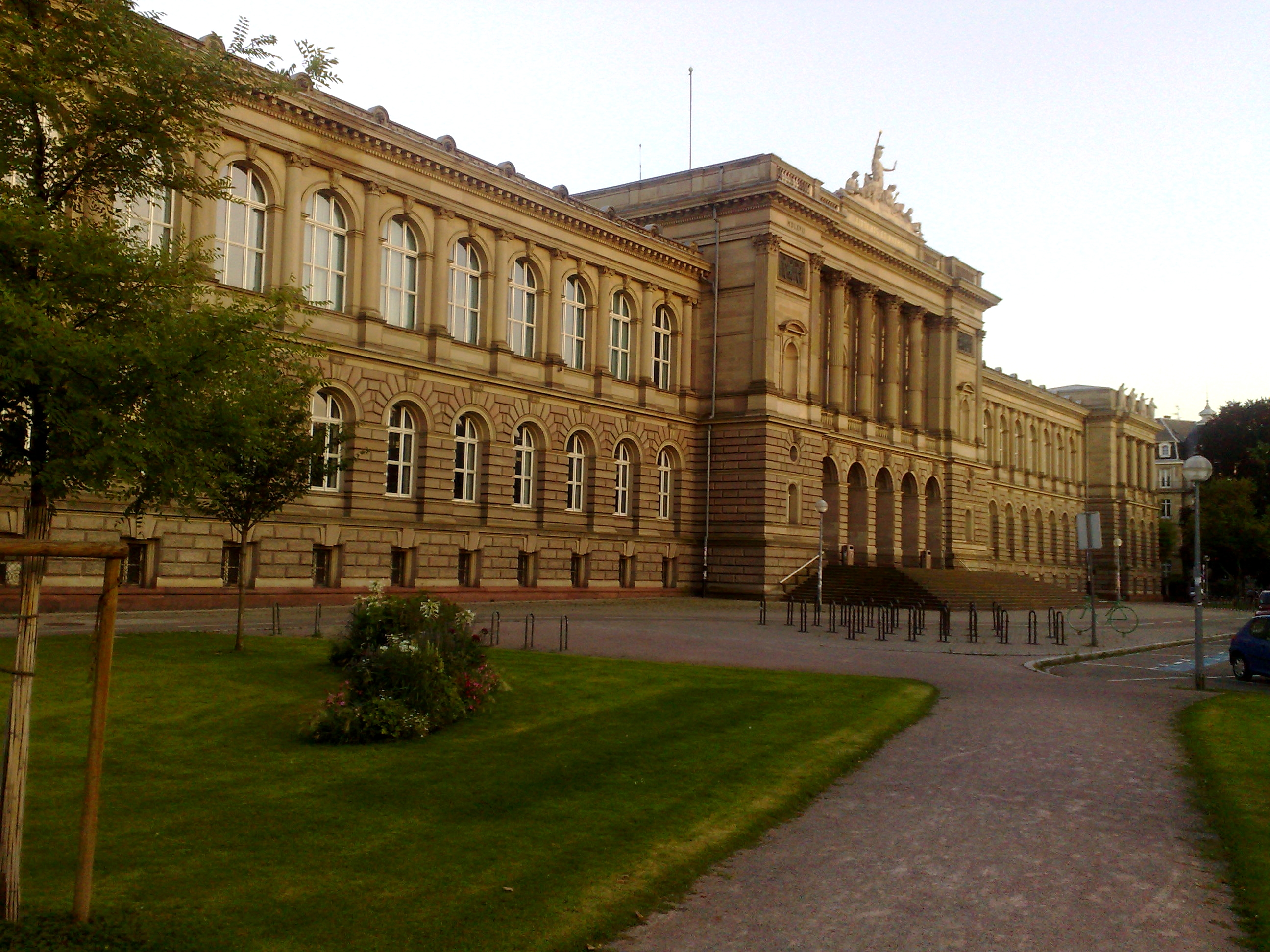palais-universitaire